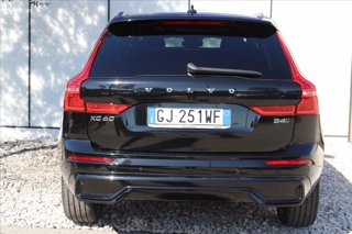 VOLVO XC60 B4 (d) AWD automatico Plus Dark 5