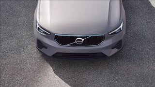 VOLVO XC40 B3 automatico Core 9