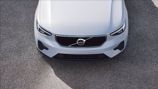 VOLVO XC40 B3 automatico Core 9