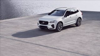 VOLVO XC60 B4 (d) automatico Plus Dark 6