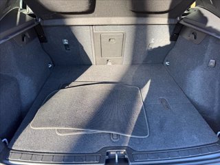 VOLVO XC40 B3 automatico Core 5