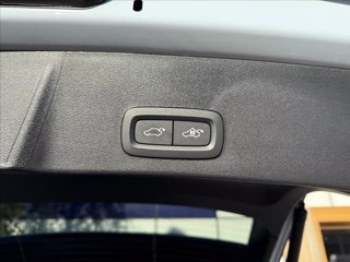 VOLVO XC40 B3 automatico Core 7