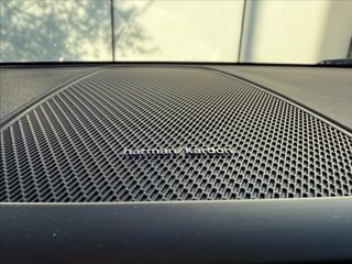 VOLVO XC60 B4 automatico Plus Dark 19