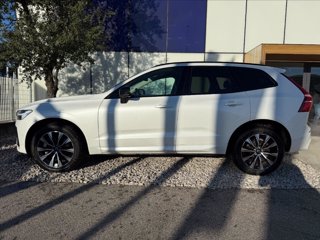 VOLVO XC60 B4 automatico Plus Dark 3