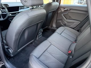 AUDI A3 SPB 35 TDI S tronic Business 7
