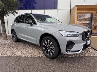 VOLVO XC60 B4 automatico Plus Dark 2