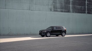 VOLVO XC40 B3 automatico Essential 5