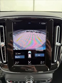 VOLVO XC40 T2 Momentum 13