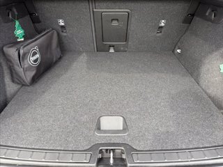 VOLVO XC40 T2 Momentum 5