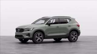 VOLVO XC40 B3 automatico Plus Dark
