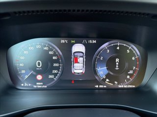 VOLVO XC40 T3 Momentum Pro 11