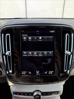 VOLVO XC40 T4 Recharge Plug-in Hybrid Inscription 17