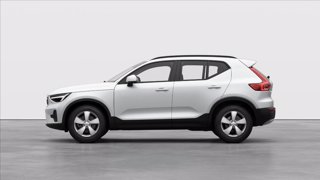 VOLVO XC40 B3 automatico Essential 1