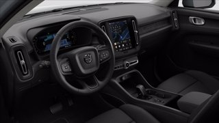 VOLVO XC40 B3 automatico Essential 10