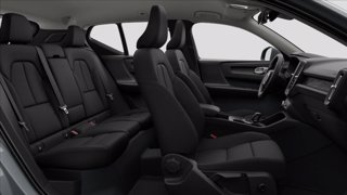VOLVO XC40 B3 automatico Essential 17