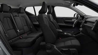 VOLVO XC40 B3 automatico Essential 17