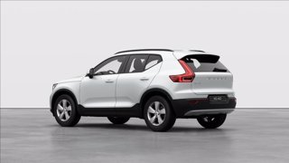 VOLVO XC40 B3 automatico Essential 2
