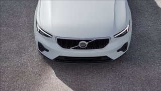 VOLVO XC40 B3 automatico Essential 8