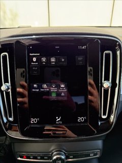 VOLVO XC40 B4 AWD Geartronic Momentum Pro 15