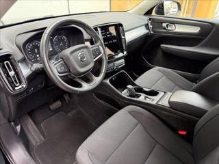 VOLVO XC40 T3 Momentum Pro 10