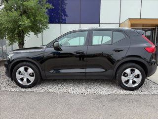 VOLVO XC40 T3 Momentum Pro 3