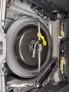 VOLVO XC40 T3 Momentum Pro 6