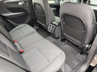 VOLVO XC40 T3 Momentum Pro 8