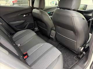 PEUGEOT 2008 PureTech 130 S&S EAT8 Allure Navi Pack 7