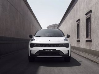 LYNK&CO 01 PHEV More 3