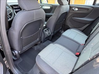 VOLVO XC40 T2 Core 7