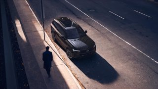 VOLVO XC90 T8 Plug-in hybrid AWD automatico 7 posti Ultra Dark 8