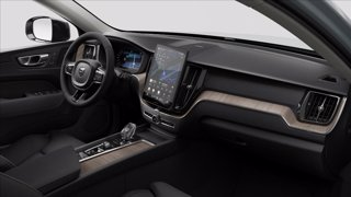 VOLVO XC60 B5 AWD automatico Plus Dark 2