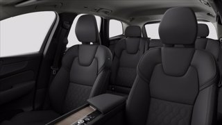 VOLVO XC60 B5 AWD automatico Plus Dark 3