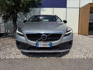 VOLVO V40 Cross Country D2 Geartronic Business Plus 1
