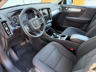 VOLVO XC40 T3 Geartronic Momentum 10