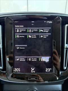 VOLVO XC40 T3 Geartronic Momentum 15