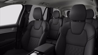 VOLVO XC90 T8 Plug-in hybrid AWD automatico 7 posti Core 15