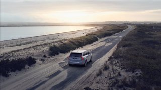VOLVO XC90 T8 Plug-in hybrid AWD automatico 7 posti Core 2