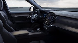 VOLVO XC90 T8 Plug-in hybrid AWD automatico 7 posti Ultra Dark 13