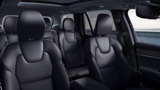 VOLVO XC90 T8 Plug-in hybrid AWD automatico 7 posti Ultra Dark 14