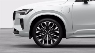 VOLVO XC90 T8 Plug-in hybrid AWD automatico 7 posti Ultra Dark 5