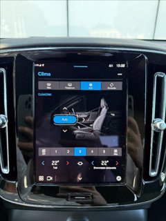 VOLVO XC40 B3 automatico Core 15