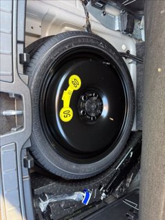 VOLVO XC40 B3 automatico Core 6
