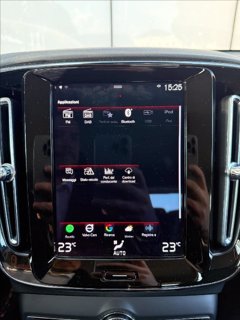 VOLVO XC40 T2 Momentum 15