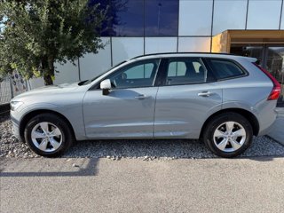 VOLVO XC60 B4 automatico Essential 3