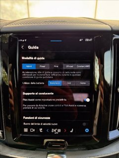 VOLVO XC60 T6 Plug-in hybrid AWD automatico Plus Dark 13