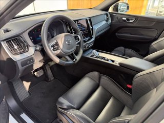 VOLVO XC60 T6 Plug-in hybrid AWD automatico Plus Dark 8