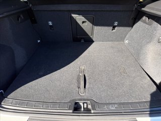 VOLVO XC40 B3 automatico Core 5