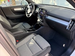 VOLVO XC40 B3 automatico Core 8