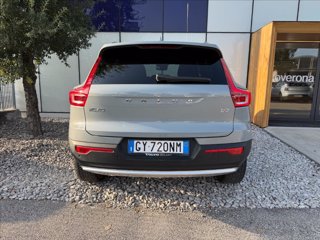 VOLVO XC40 B3 automatico Core 4